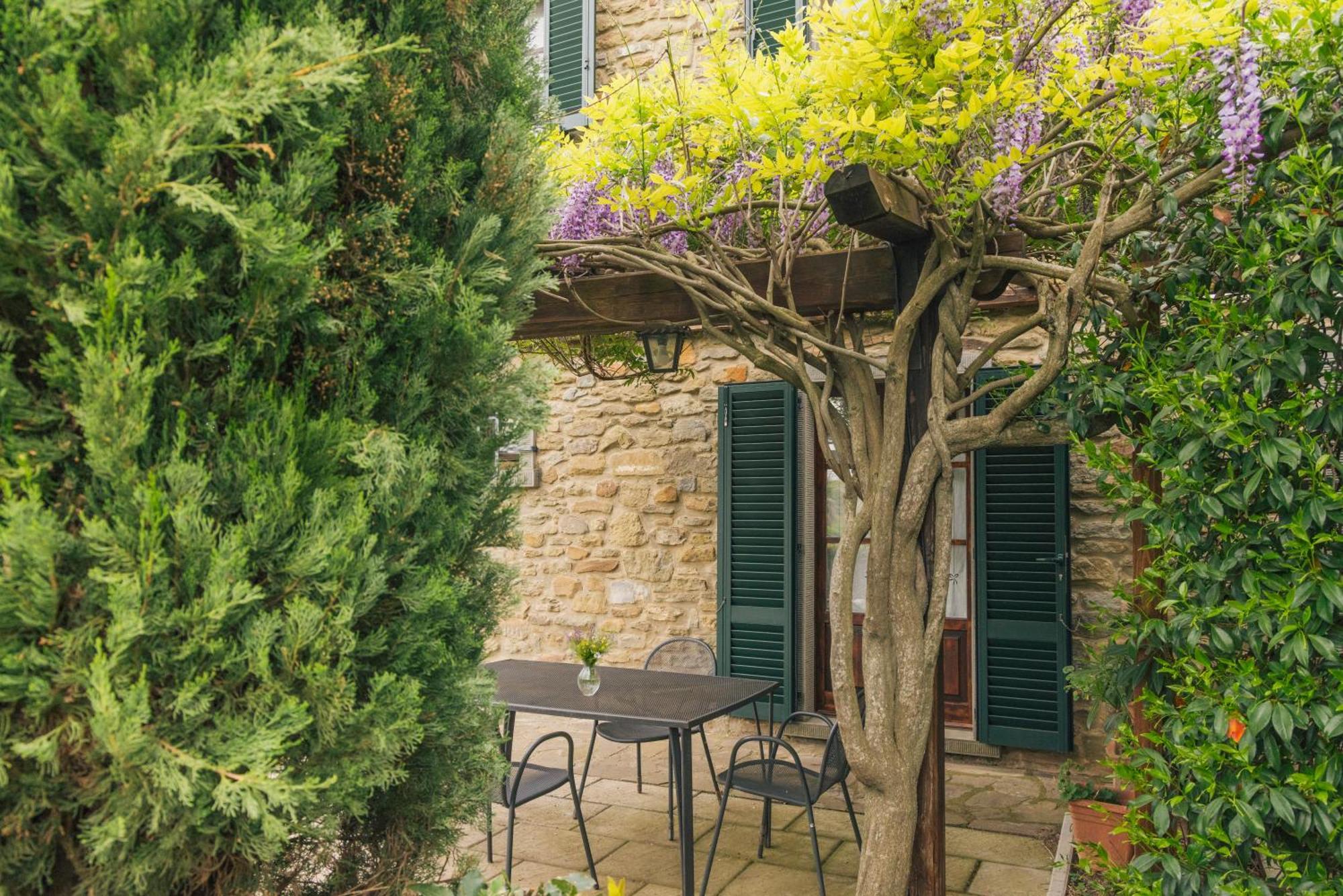 Agriturismo Il Borgo Cortona Buitenkant foto